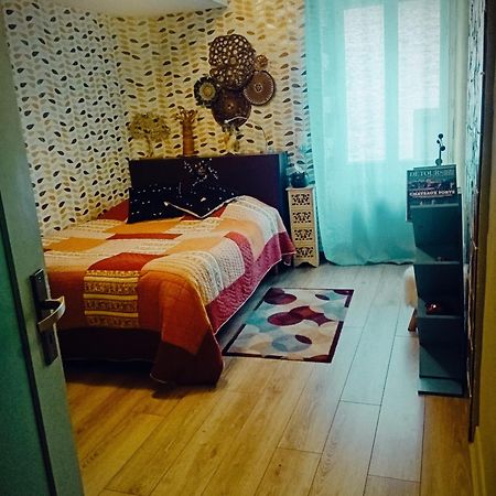 Chambre Dans Maison Mosaiquee Saint-Marcel (Indre) Exterior foto